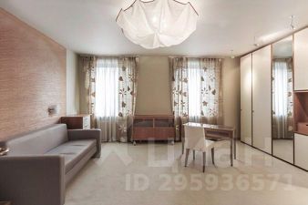 3-комн.кв., 130 м², этаж 2