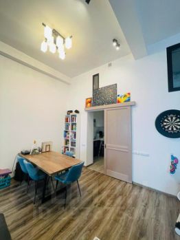 2-комн.кв., 80 м², этаж 12