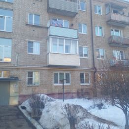 4-комн.кв., 90 м², этаж 5