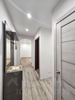 3-комн.кв., 60 м², этаж 4 3-комн.кв., 60 м², этаж 4