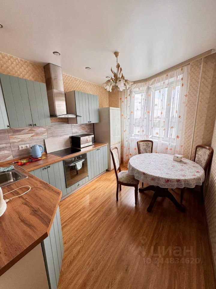 1-комнатная квартира, 40 м² — фото 2