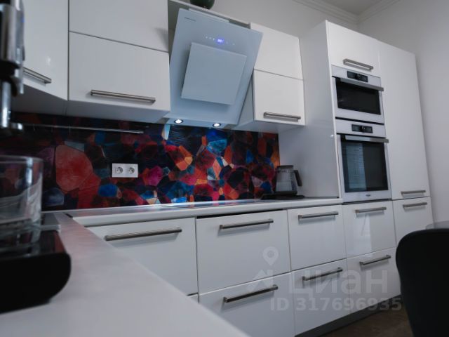 2-комн., 63 м², 2/17 этаж