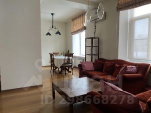 5-комн.кв., 90 м², этаж 3