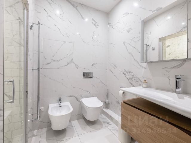 2-комн. апарт., 84 м², 3/15 этаж