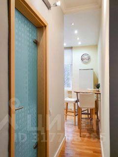 2-комн.кв., 60 м², этаж 4