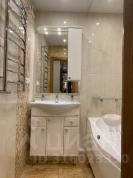 2-комн.кв., 54 м², этаж 25