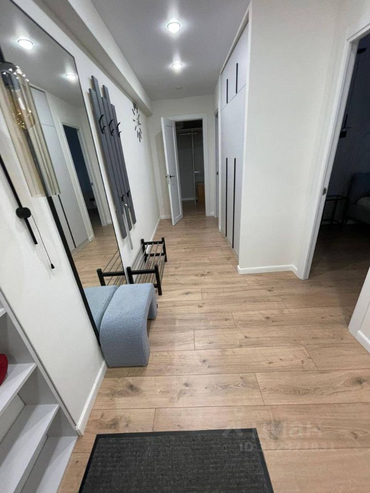 2-комнатная квартира, 42,7 м² — фото 1