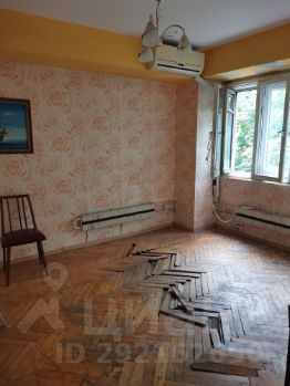 3-комн.кв., 70 м², этаж 3