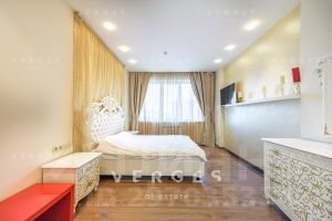 2-комн.кв., 90 м², этаж 21