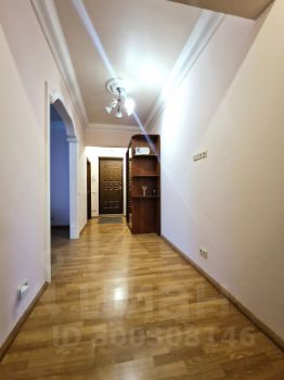 3-комн.кв., 91 м², этаж 4