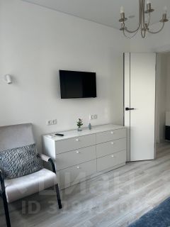 2-комн.кв., 40 м², этаж 17