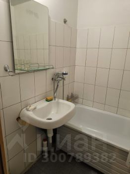 2-комн.кв., 51 м², этаж 10