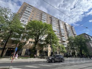 2-комн.кв., 65 м², этаж 9