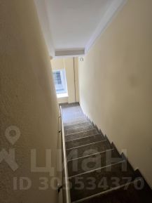 2-комн.кв., 65 м², этаж 9