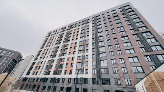 2-комн.кв., 72 м², этаж 13