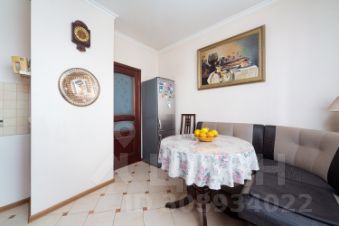 2-комн.кв., 58 м², этаж 8