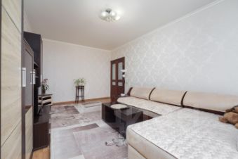 2-комн.кв., 58 м², этаж 8