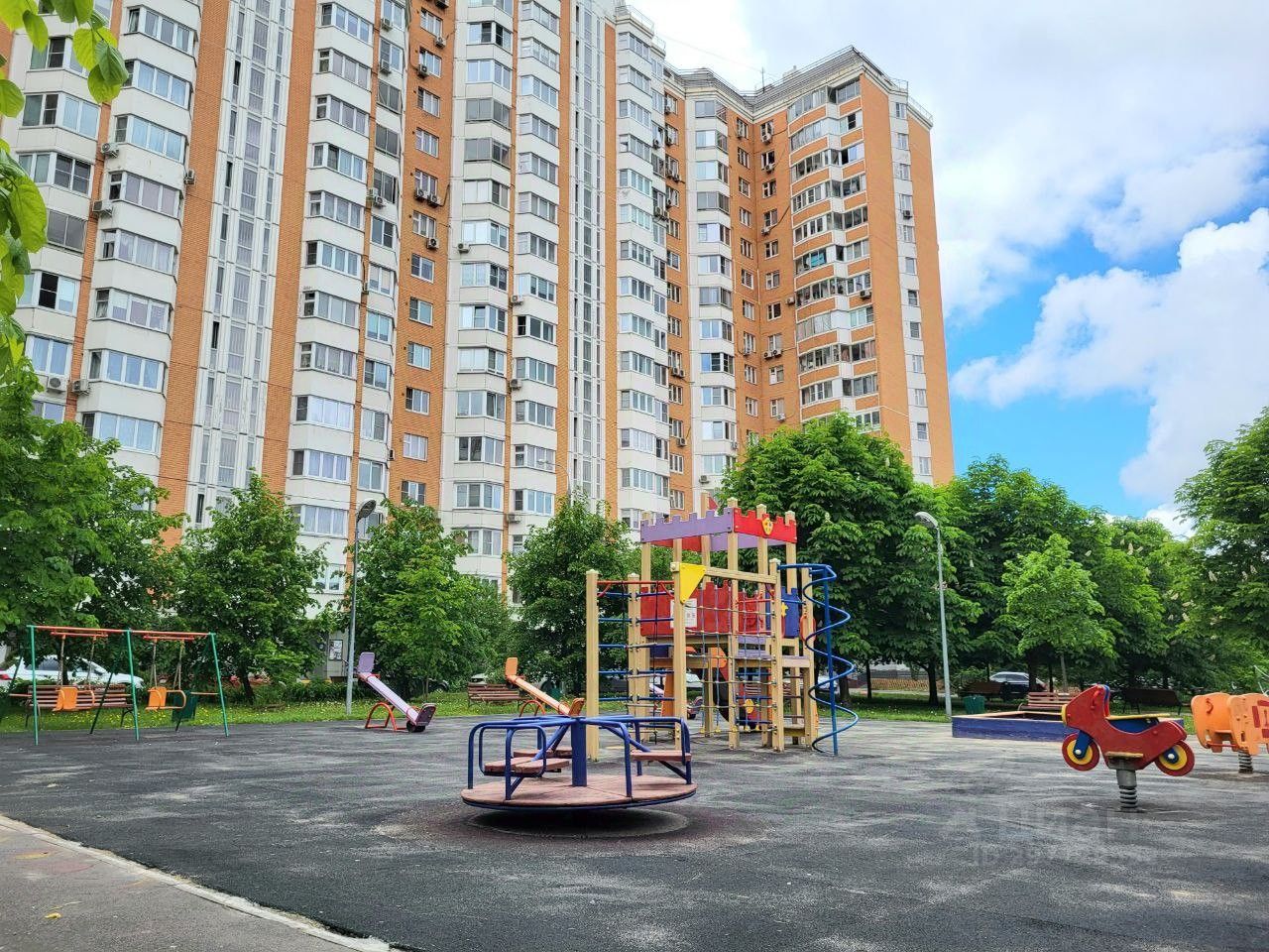 Купить квартиру на улице Лухмановская дом 33 в Москве, продажа жилой  недвижимости на Циан. Найдено 1 объявление