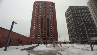 2-комн.кв., 61 м², этаж 4