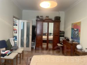 2-комн.кв., 60 м², этаж 3