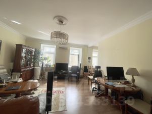 2-комн.кв., 60 м², этаж 3