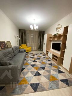 2-комн.кв., 60 м², этаж 18