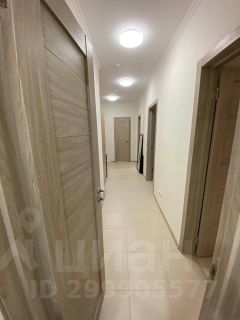 2-комн.кв., 60 м², этаж 18