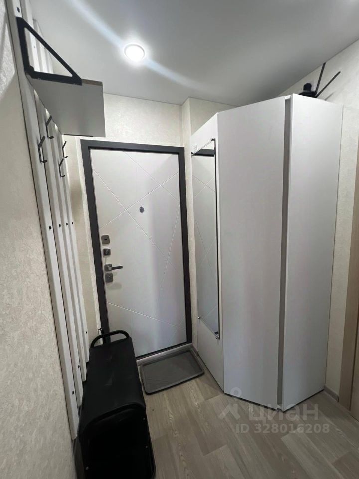 1-комнатная квартира, 35,7 м² — фото 1