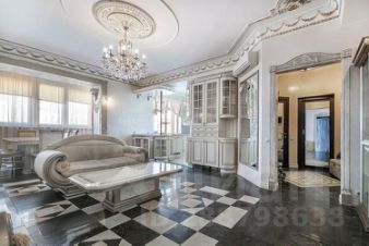 5-комн.кв., 186 м², этаж 15