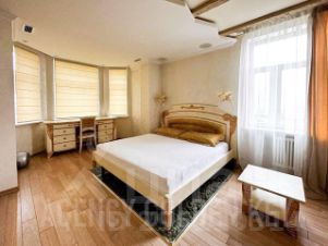 4-комн.кв., 140 м², этаж 10