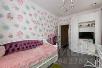 3-комн.кв., 100 м², этаж 7