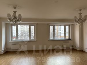 4-комн.кв., 150 м², этаж 3