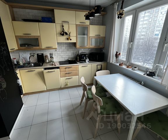 3-комн., 77 м², 4/17 этаж