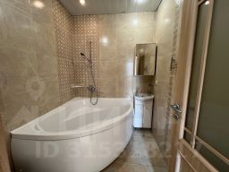 3-комн.кв., 80 м², этаж 2