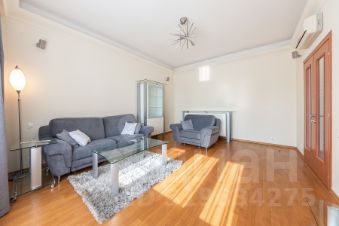 2-комн.кв., 70 м², этаж 12