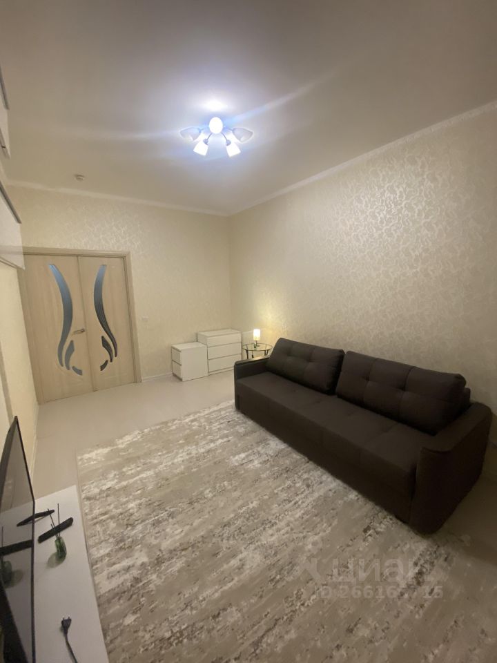 Снять однокомнатную квартиру 39.7м² Михневская ул., 8, Москва, ЮАО, р-н ...