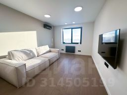 2-комн.кв., 71 м², этаж 18