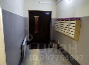 4-комн.кв., 92 м², этаж 1