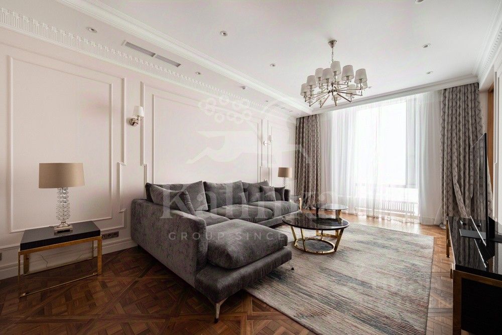 Продается3-комн.квартира,150м²