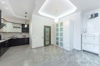 4-комн.кв., 140 м², этаж 6