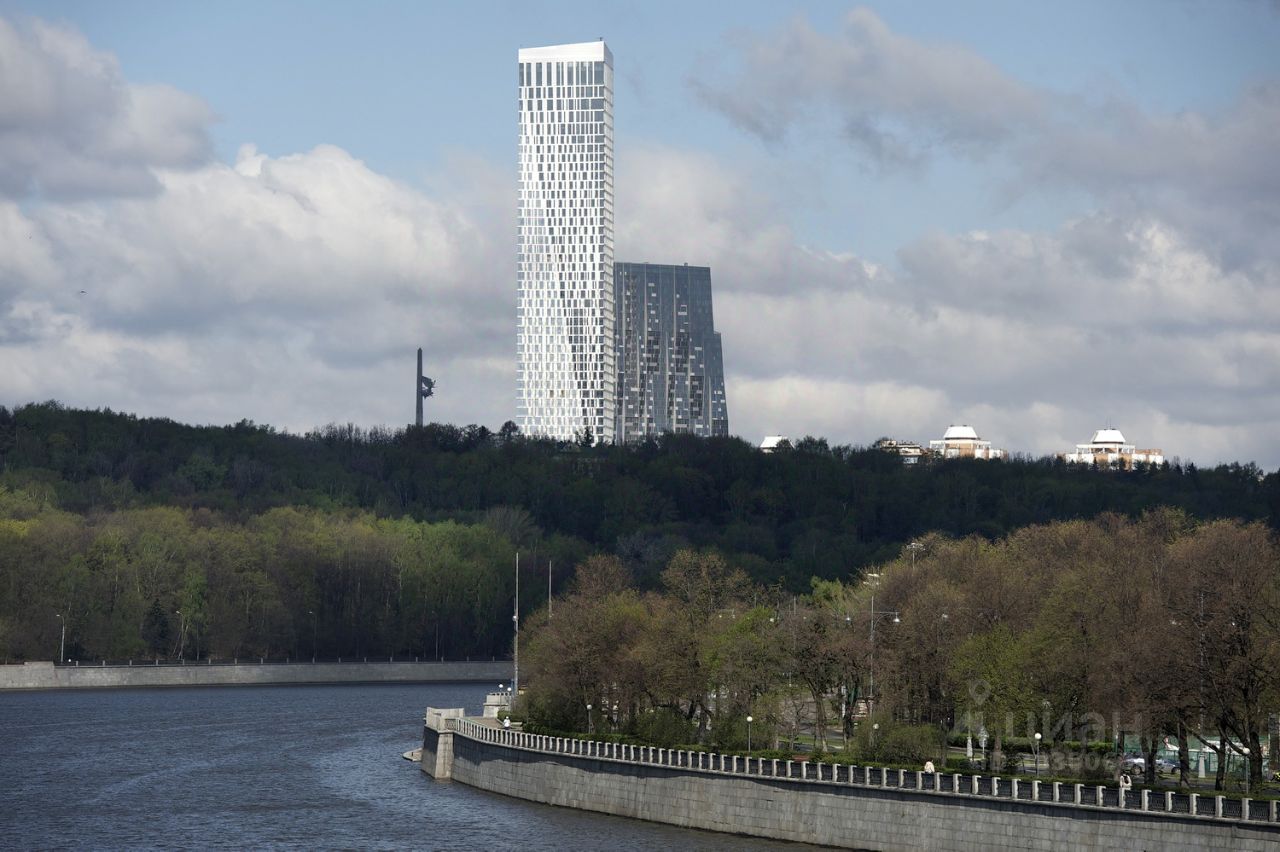 Купить многокомнатную квартиру в ЖК Дом на Мосфильмовской в Москве от  застройщика, официальный сайт жилого комплекса Дом на Мосфильмовской, цены  на квартиры, планировки. Найдено 3 объявления.