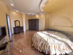 3-комн.кв., 135 м², этаж 11