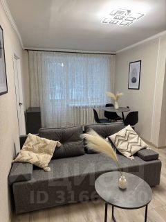 2-комн.кв., 41 м², этаж 3