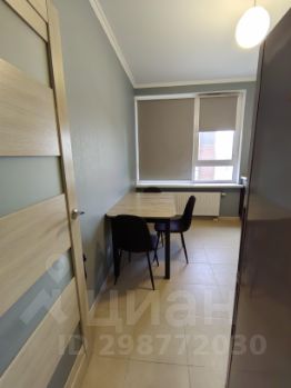 2-комн.кв., 65 м², этаж 18