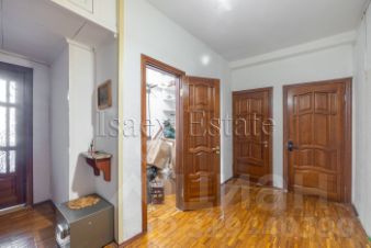 3-комн.кв., 87 м², этаж 4