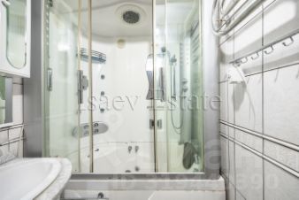 3-комн.кв., 87 м², этаж 4