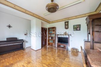 3-комн.кв., 87 м², этаж 4