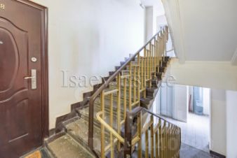 3-комн.кв., 87 м², этаж 4