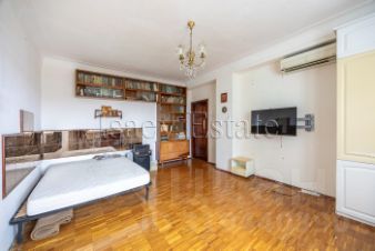 3-комн.кв., 87 м², этаж 4
