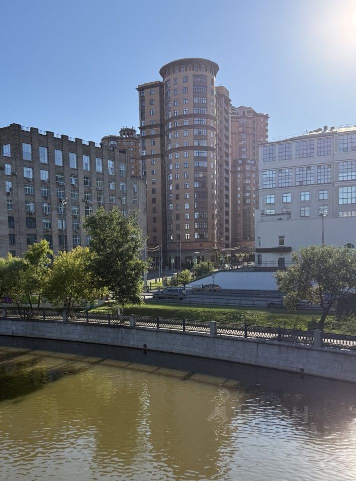 2-комнатная квартира, 68,8 м² — фото 1